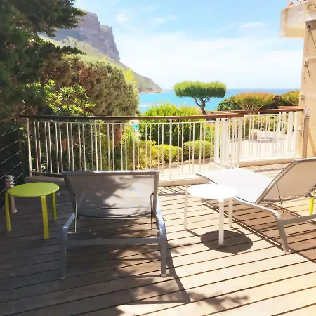 Le Faustine Apartment *